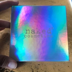 Naked Cosmetics Highlighter Palette